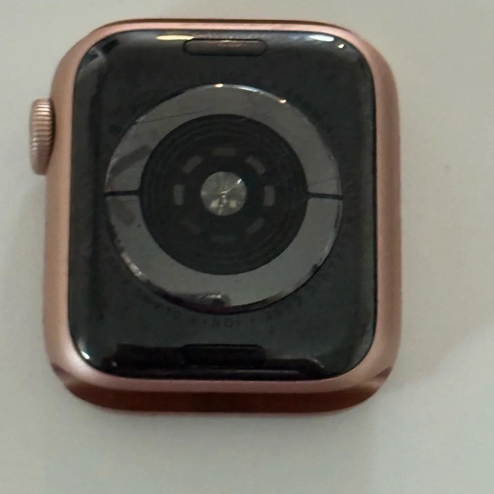 Apple Watch Series 5 GPS 44mm Black w/ Multiple Bands Charger Bundle EUC